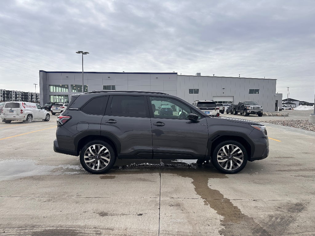 2026 Subaru FORESTER Touring Hybrid