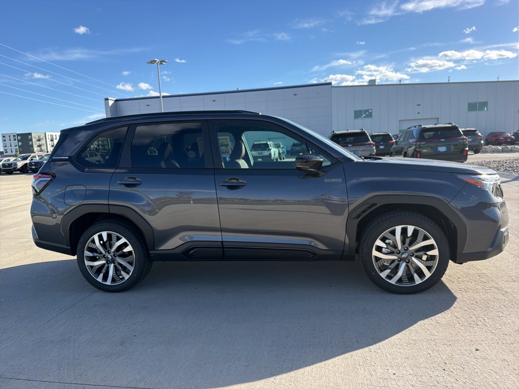 2026 Subaru FORESTER Touring Hybrid