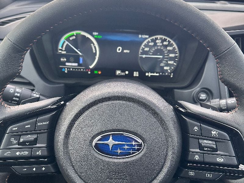 2025 Subaru FORESTER Touring Hybrid