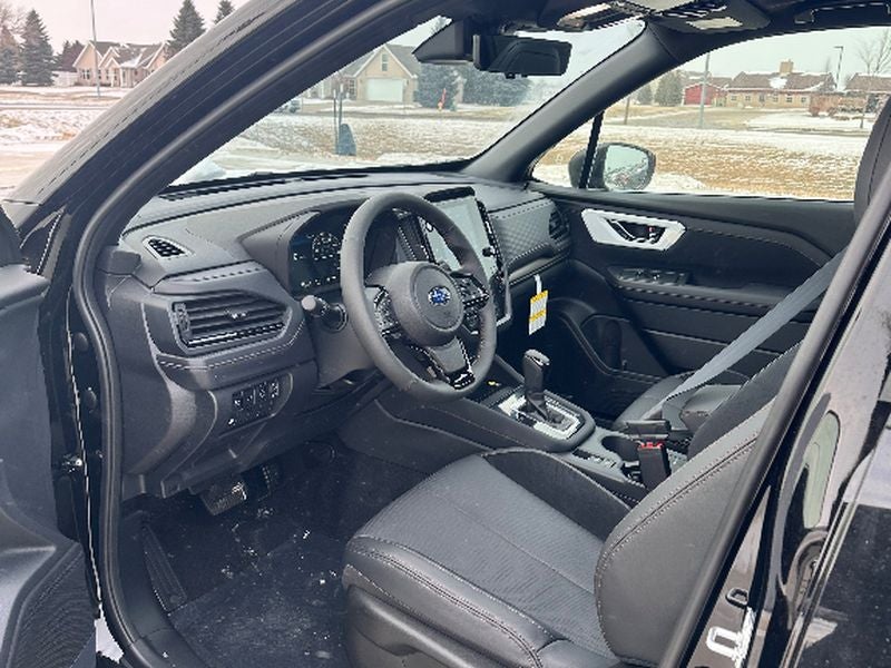 2025 Subaru FORESTER Touring Hybrid