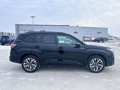 2025 Subaru FORESTER Touring Hybrid