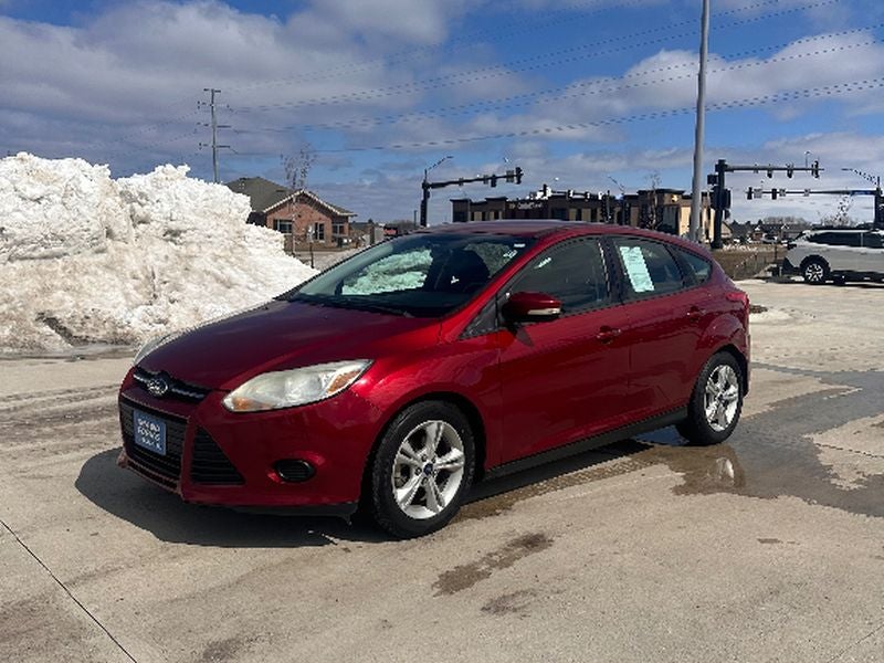 Used 2014 Ford Focus SE with VIN 1FADP3K29EL461318 for sale in Grand Forks, ND