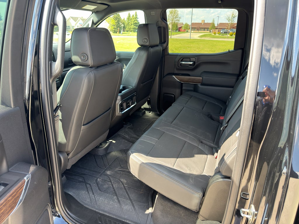 2022 Chevrolet Silverado High Country