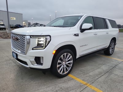 2022 GMC Yukon XL Denali