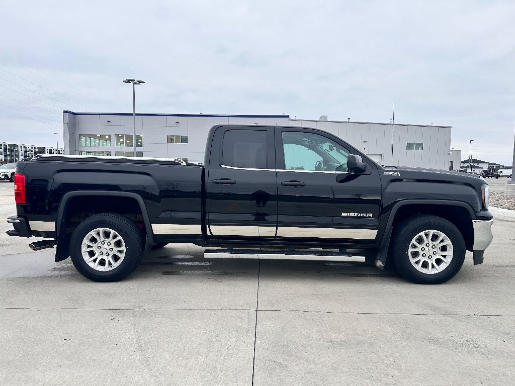 2017 GMC Sierra SLE
