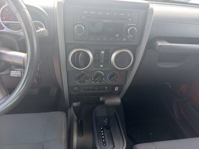 2010 Jeep Wrangler Unlimited Mountain