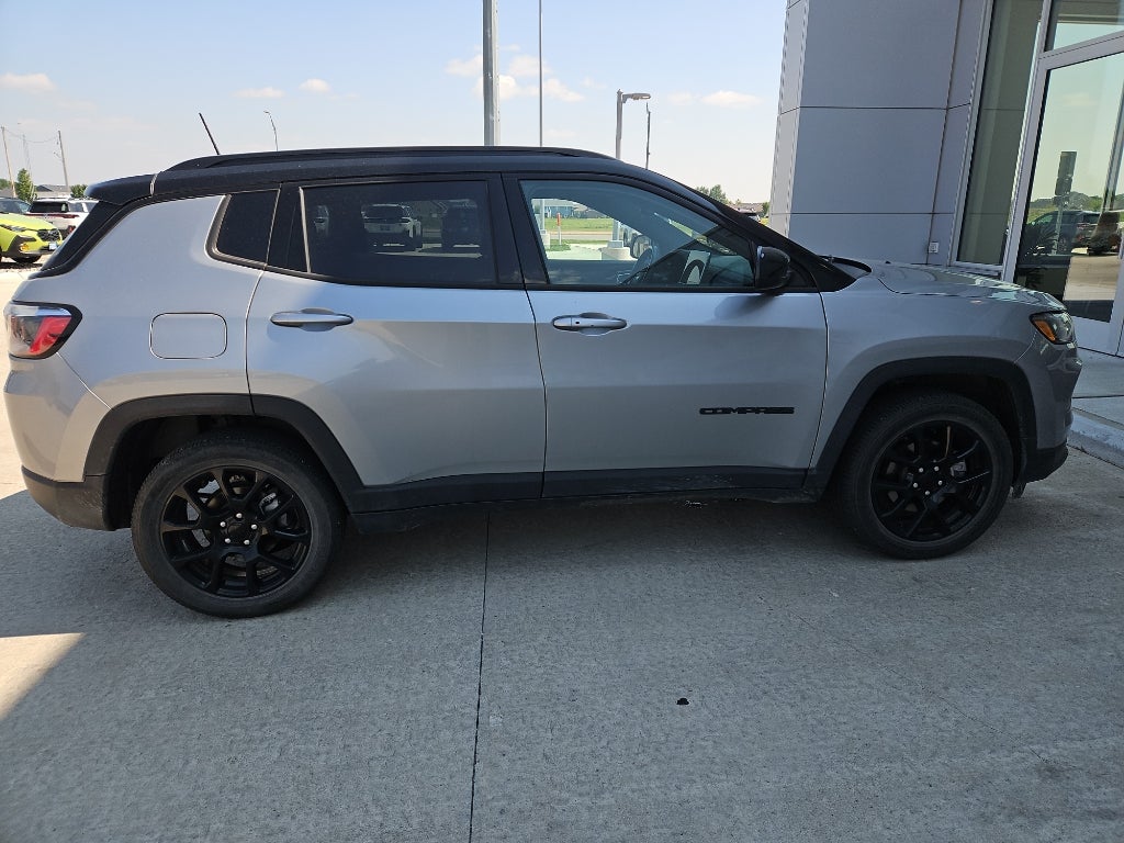 2022 Jeep Compass Altitude