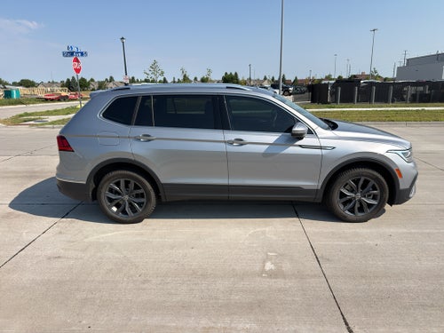 2022 Volkswagen Tiguan SE