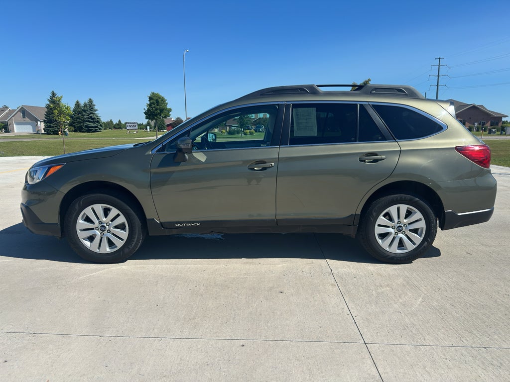 2017 Subaru Outback 2.5i Premium's photo
