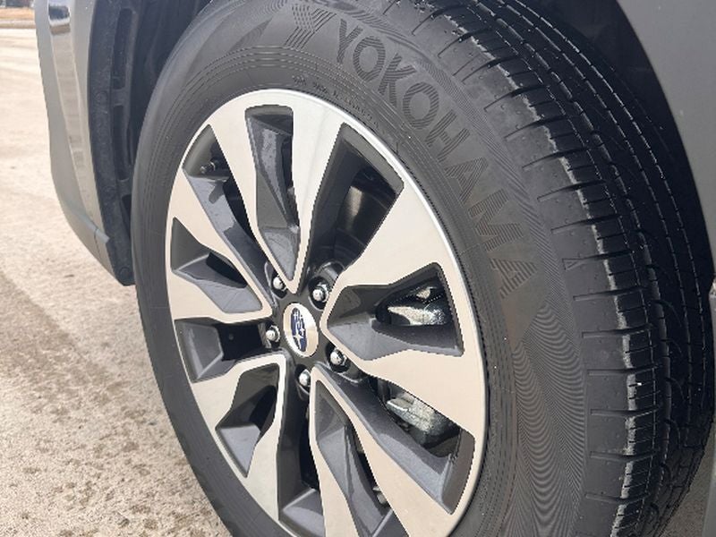 2025 Subaru Outback Touring XT