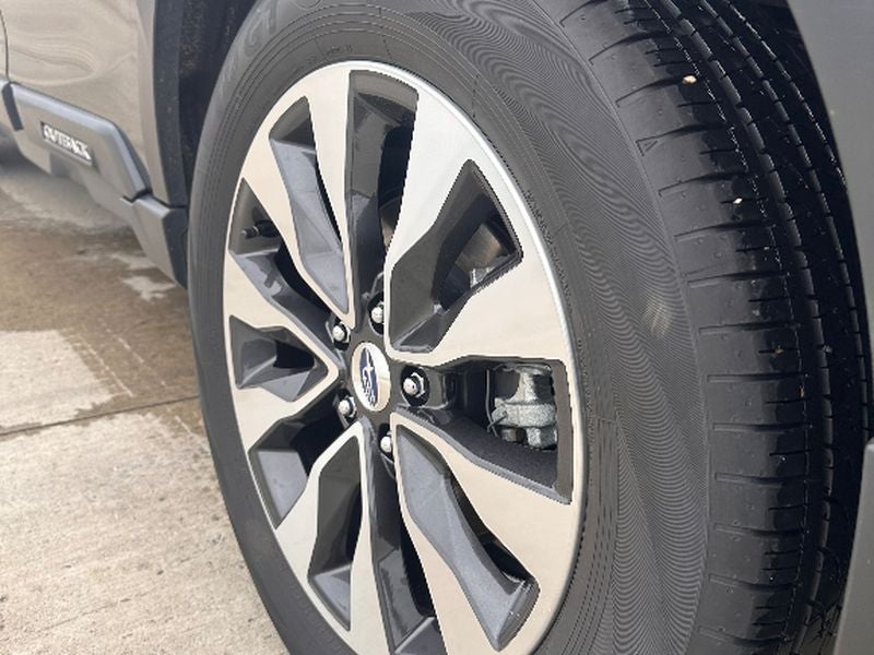 2025 Subaru Outback Touring XT