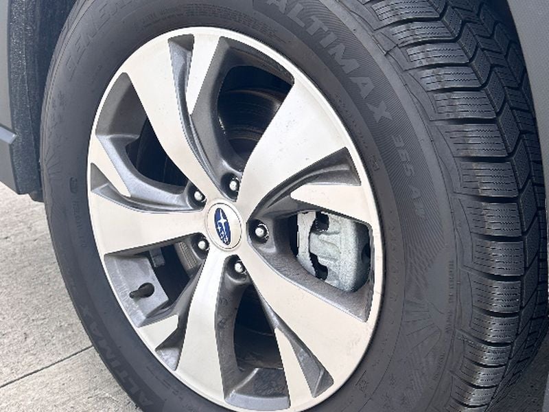 2023 Subaru Ascent Premium