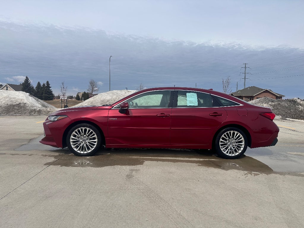 2019 Toyota Avalon Hybrid Limited
