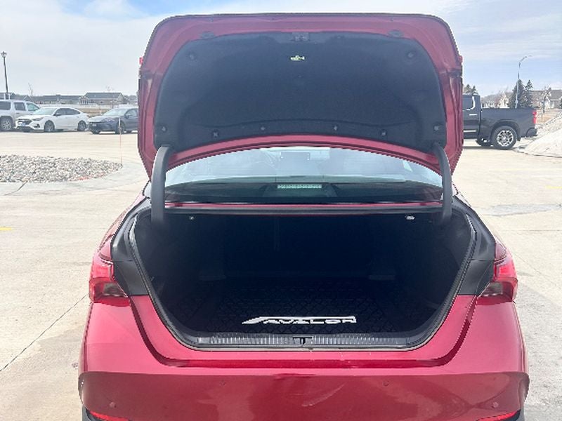 2019 Toyota Avalon Hybrid Limited