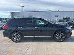 2017 Nissan Pathfinder Platinum