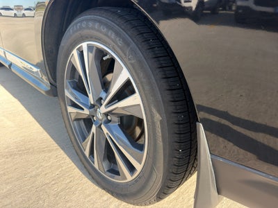 2017 Nissan Pathfinder Platinum