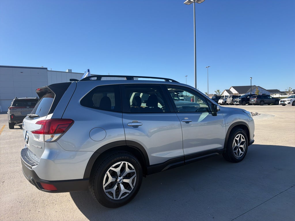 2024 Subaru Forester Premium