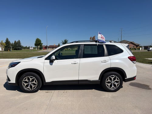 2022 Subaru Forester Premium