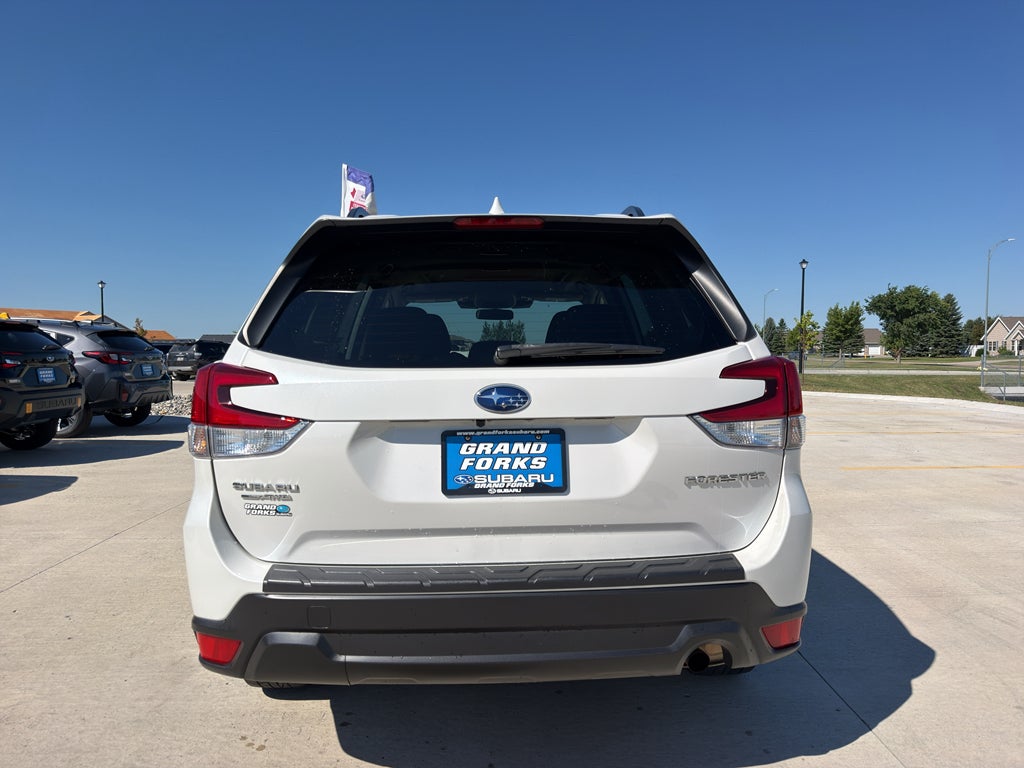 2022 Subaru Forester Premium