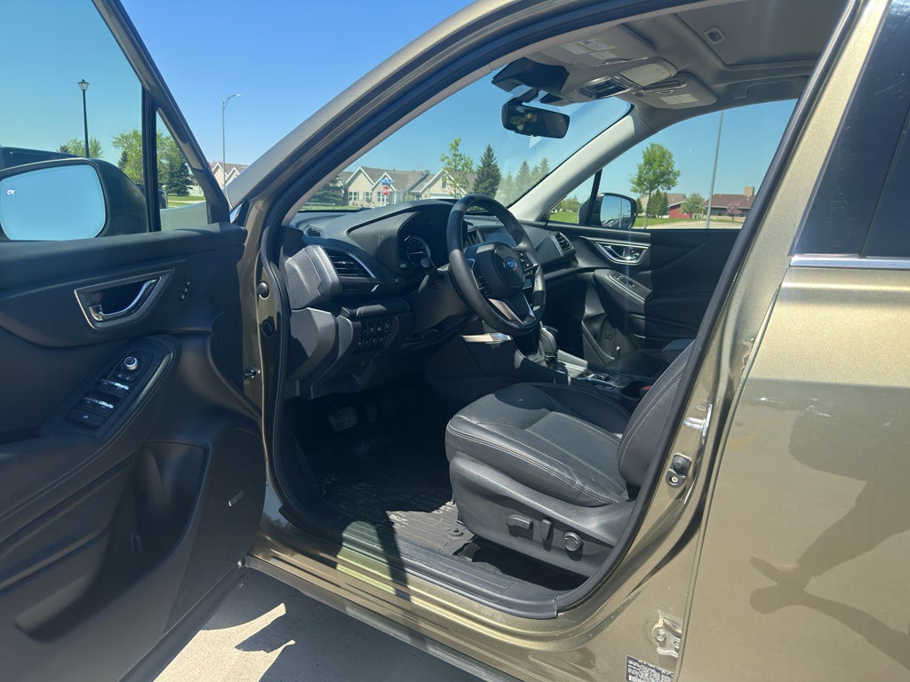 2023 Subaru Forester Touring