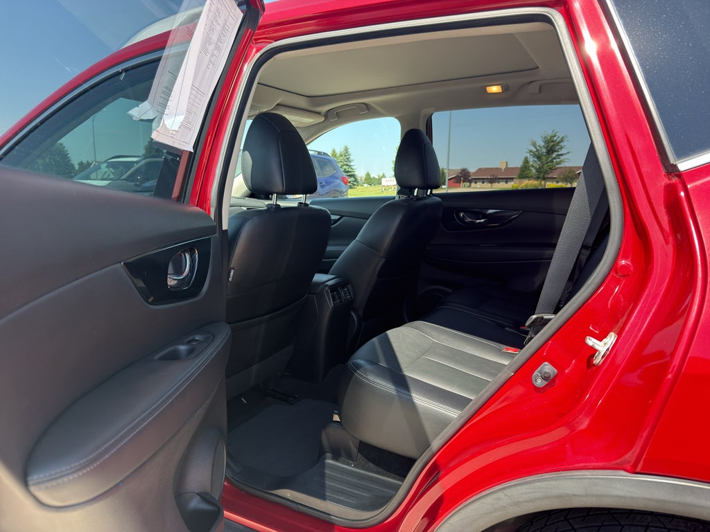 2017 Nissan Rogue SL