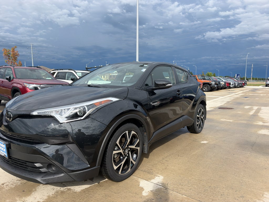 2019 Toyota C-HR XLE
